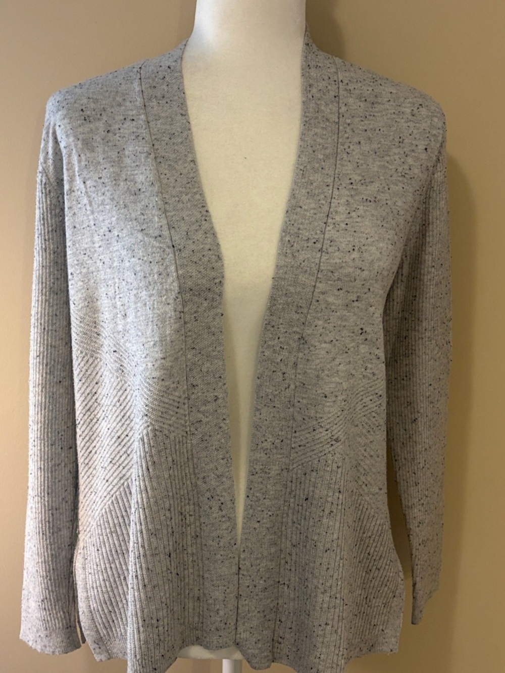 Verve Ami Heather Light Gray Open-Front Cardigan